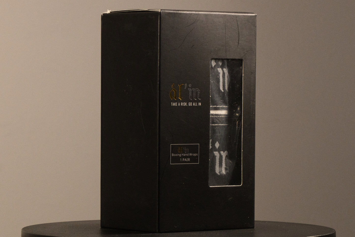 ál'in Black/Gold/White Hand Wraps